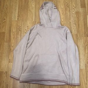 EUC Lululemon athleisure sweater